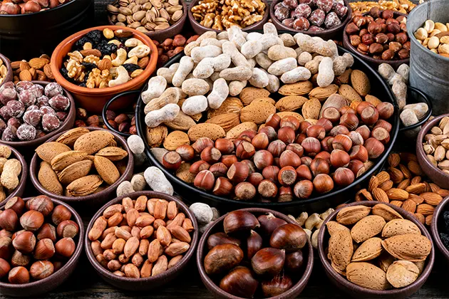 آجیل و دانه ها